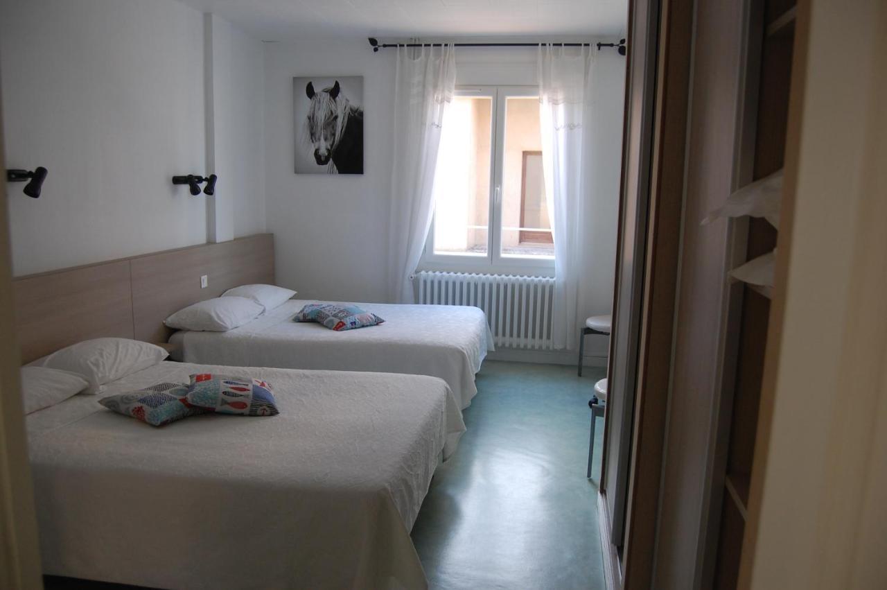 Hotel De La Plage 2 Etoiles Valras-Plage Exteriér fotografie