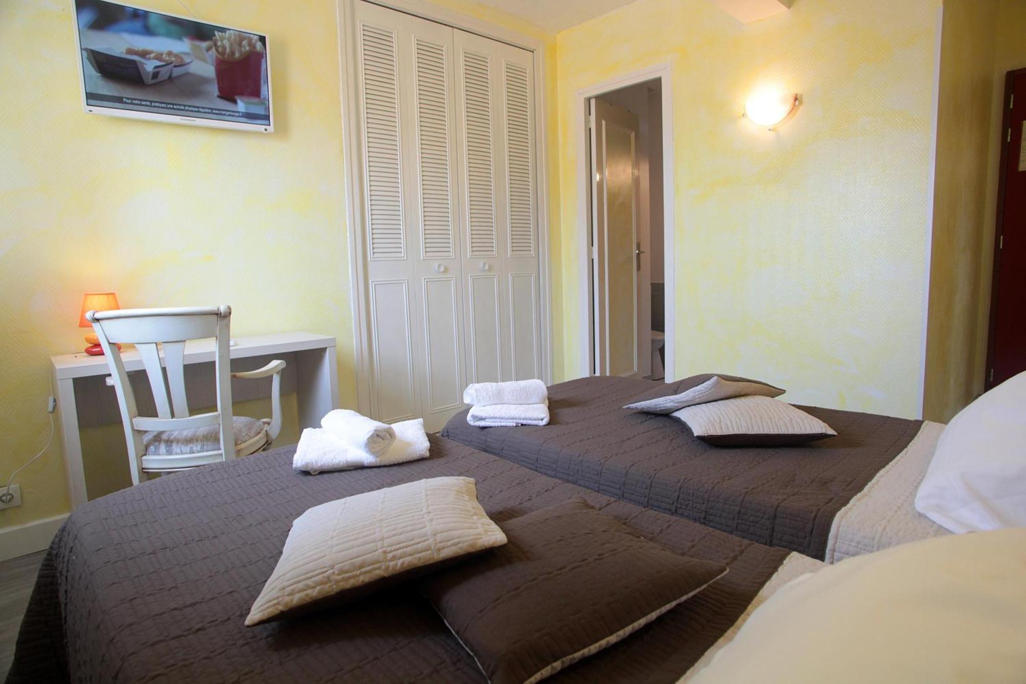 Hotel De La Plage 2 Etoiles Valras-Plage Pokoj fotografie