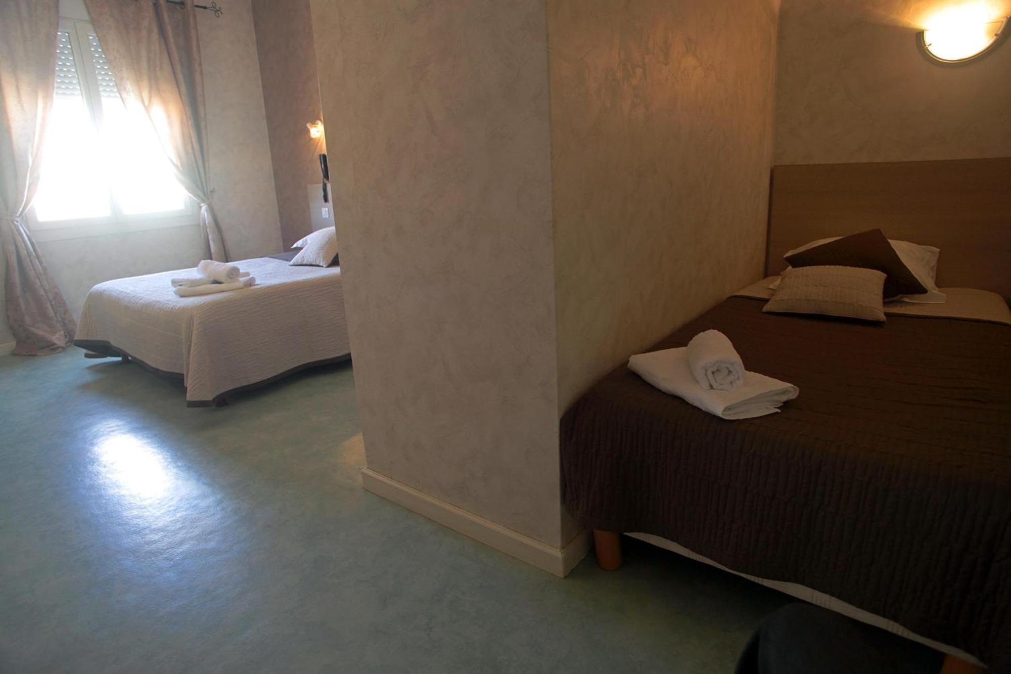Hotel De La Plage 2 Etoiles Valras-Plage Pokoj fotografie
